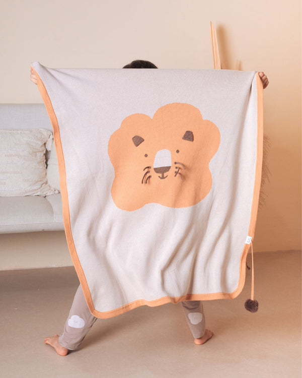 Pre-order: Lion Knitted Blanket